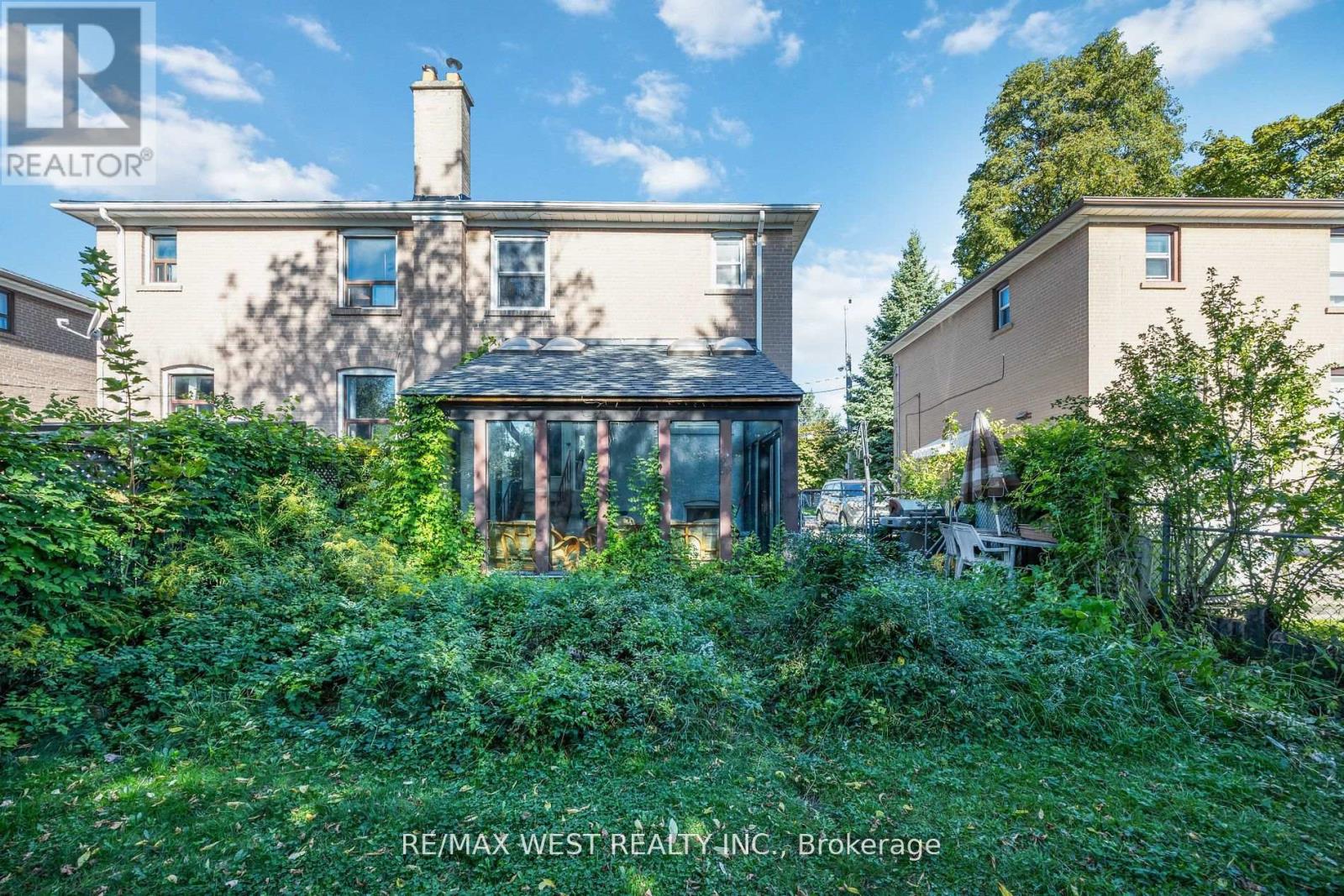 241 Eileen Avenue, Toronto, Ontario  M6N 1W5 - Photo 29 - W12519852