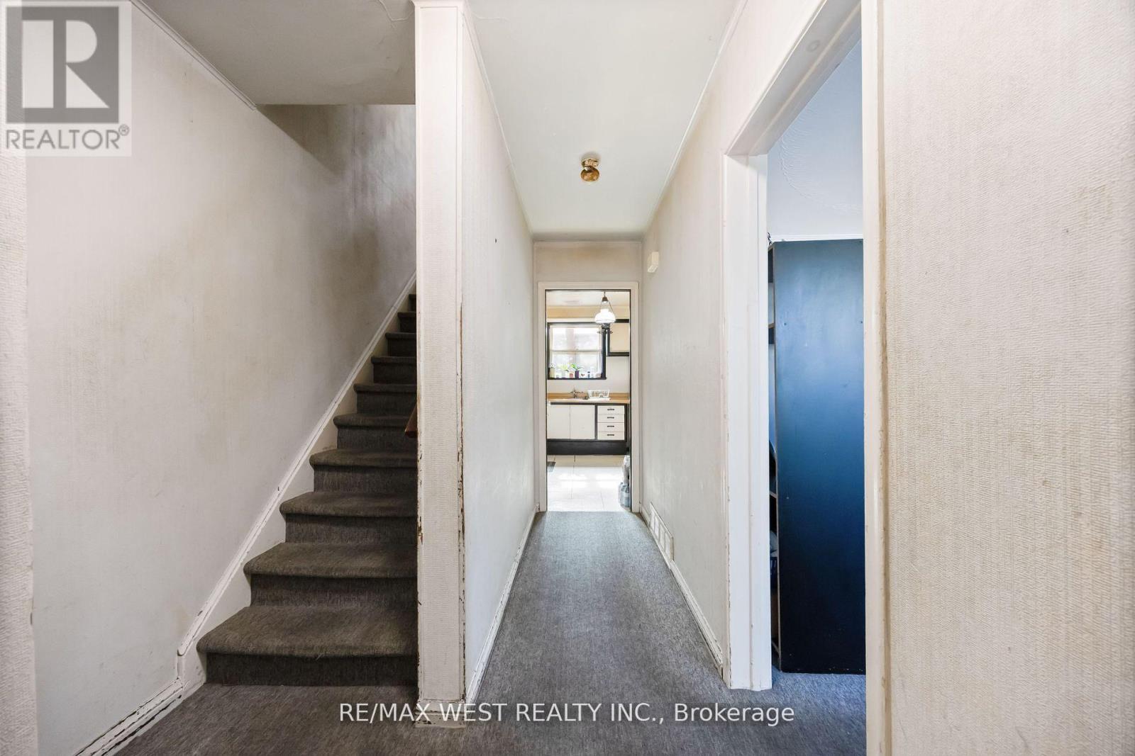 241 Eileen Avenue, Toronto, Ontario  M6N 1W5 - Photo 3 - W12519852