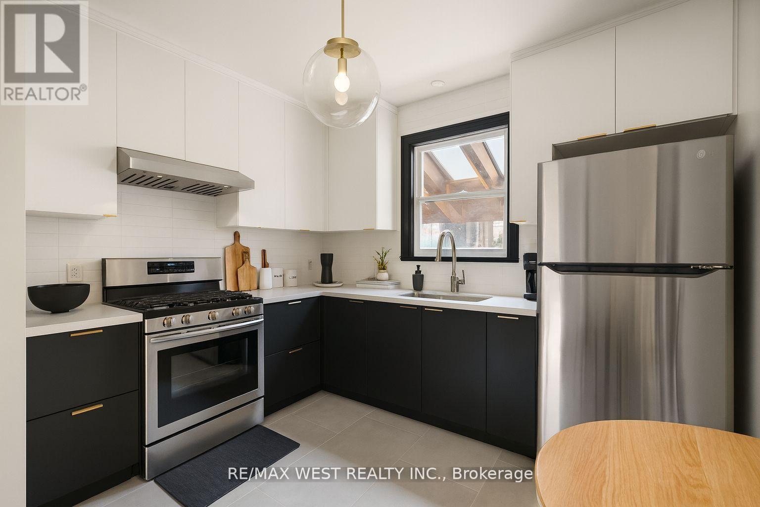 241 Eileen Avenue, Toronto, Ontario  M6N 1W5 - Photo 8 - W12519852