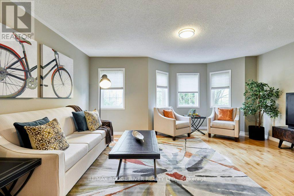 104 Roxton Road, Oakville, Ontario  L6H 6V4 - Photo 21 - W12519866