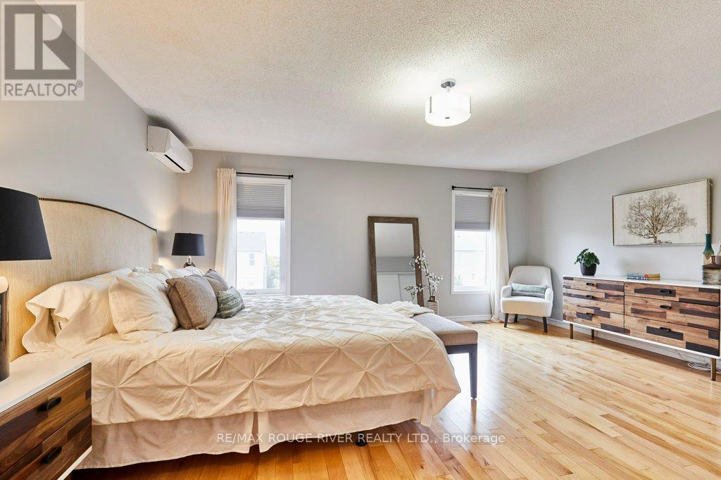 104 Roxton Road, Oakville, Ontario  L6H 6V4 - Photo 29 - W12519866