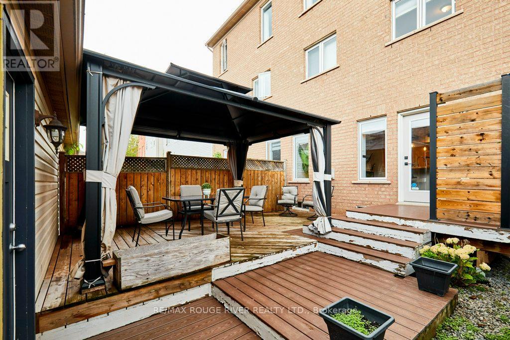 104 Roxton Road, Oakville, Ontario  L6H 6V4 - Photo 36 - W12519866