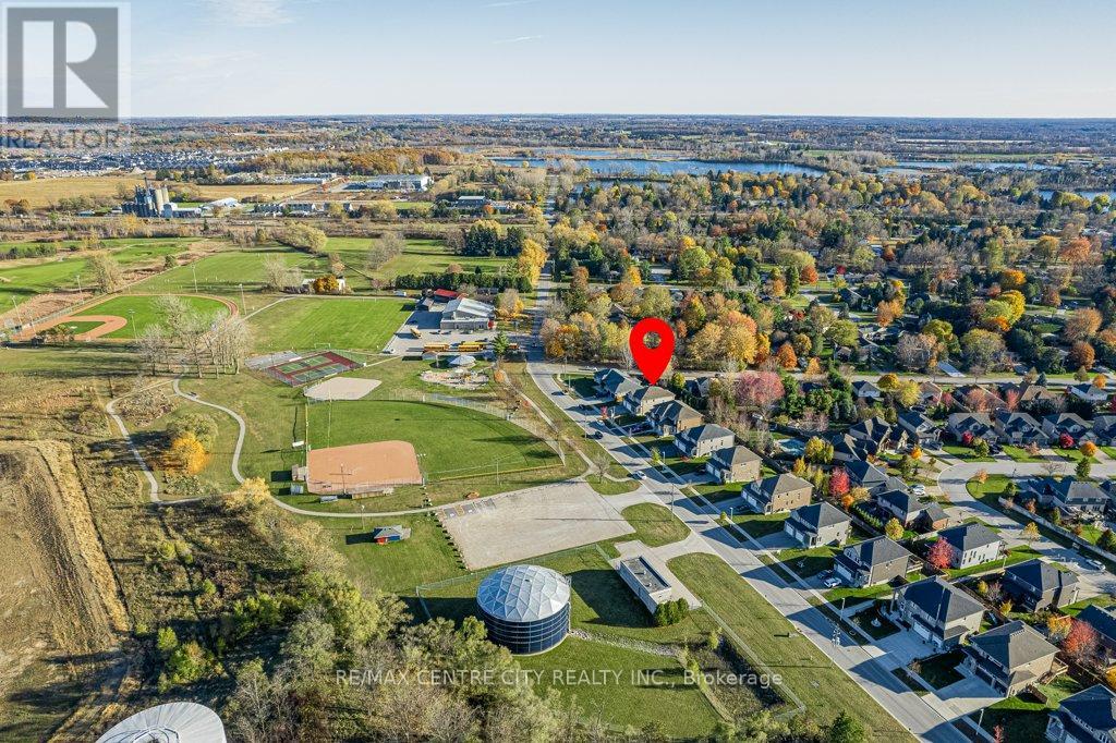 150 Queen Street, Middlesex Centre, Ontario N0L 1R0 - Photo 39 - X12519152