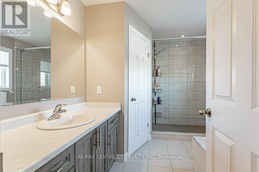 150 Queen Street, Middlesex Centre, Ontario N0L 1R0 - Photo 28 - X12519152