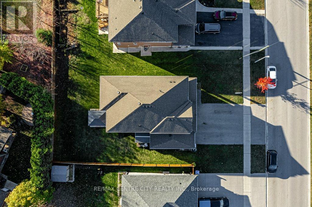 150 Queen Street, Middlesex Centre, Ontario N0L 1R0 - Photo 43 - X12519152