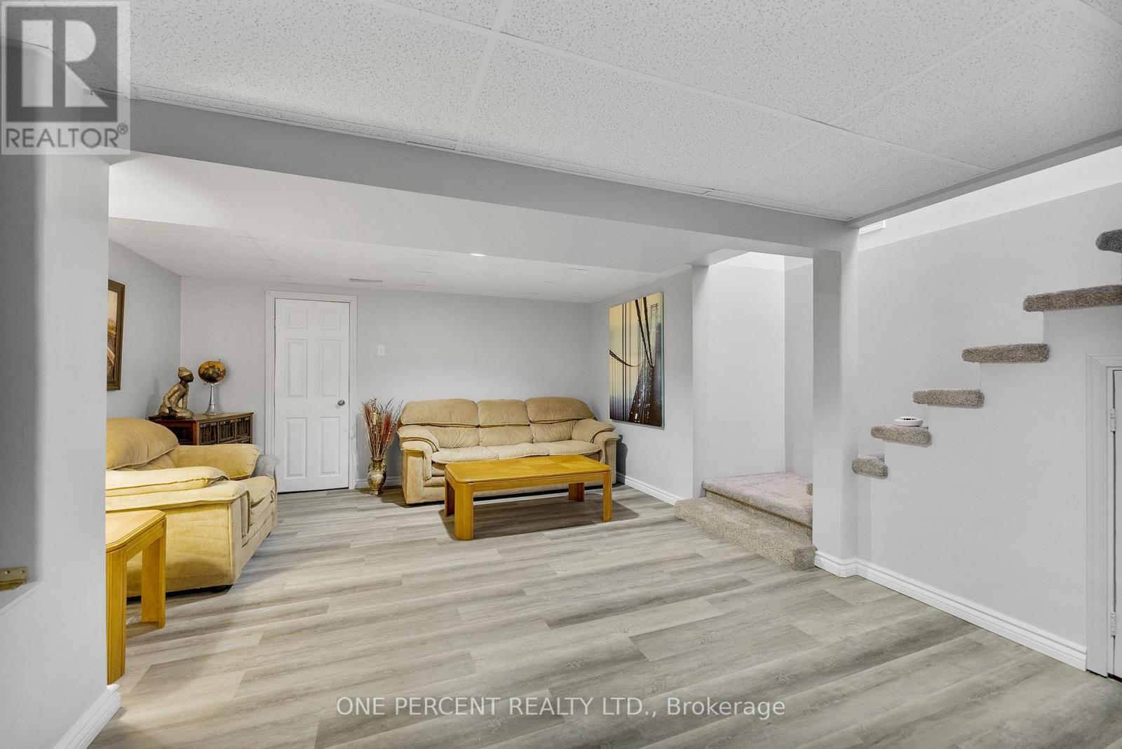 626 Willow Drive, Laurentian Valley, Ontario  K8A 4J1 - Photo 17 - X12514998