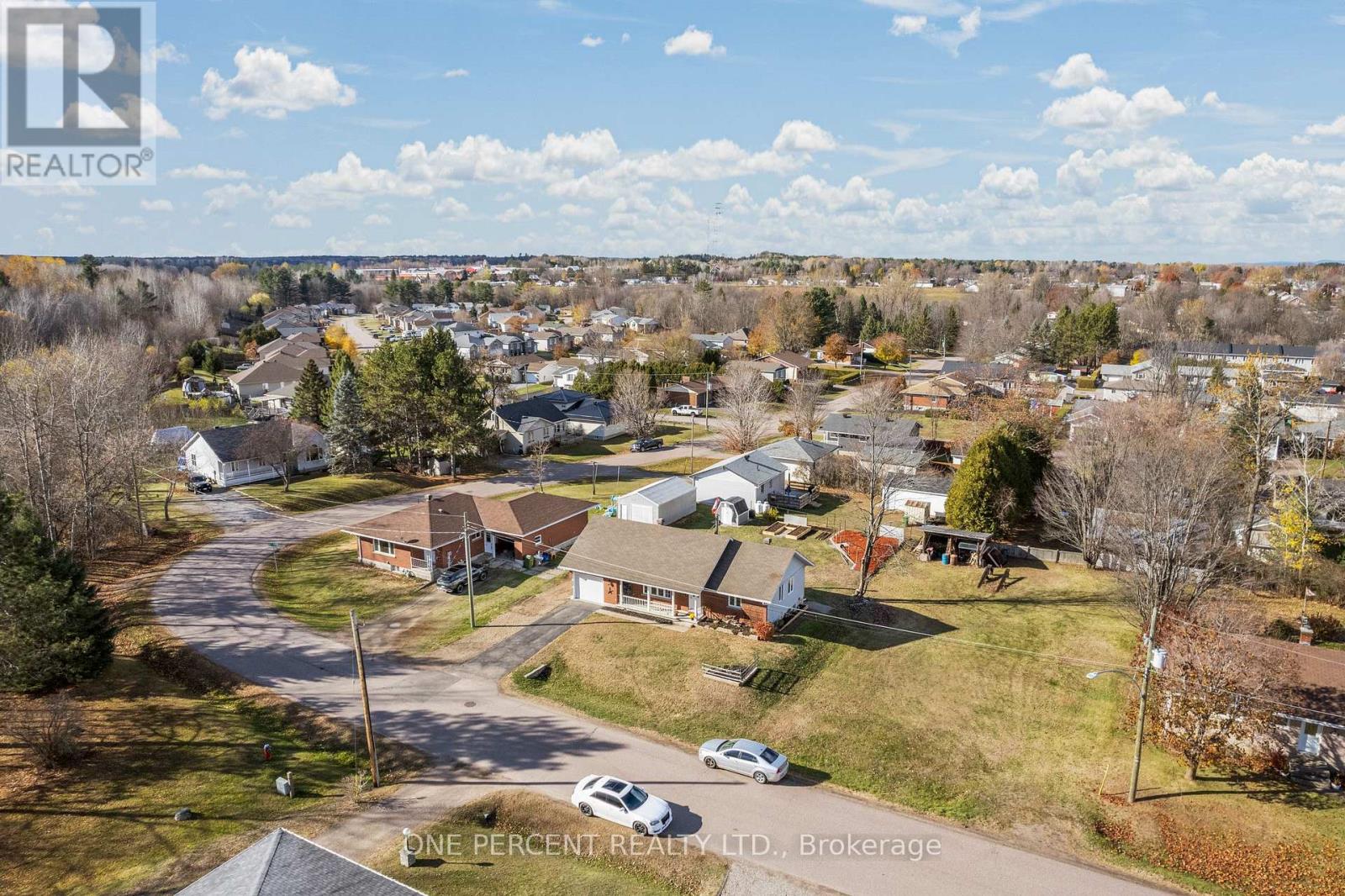 626 Willow Drive, Laurentian Valley, Ontario  K8A 4J1 - Photo 29 - X12514998