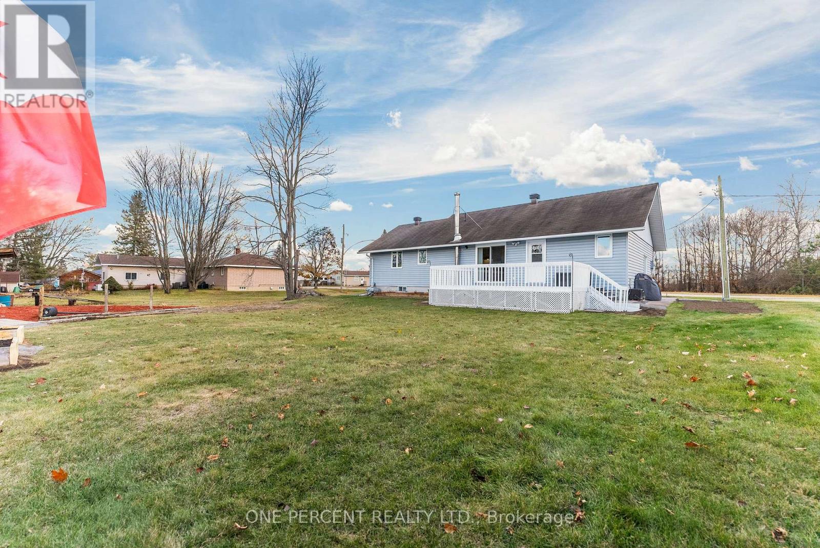 626 Willow Drive, Laurentian Valley, Ontario  K8A 4J1 - Photo 26 - X12514998