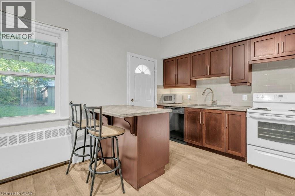 31 Bruce Street, Cambridge, Ontario N1R 2E1 - Photo 14 - 40774282