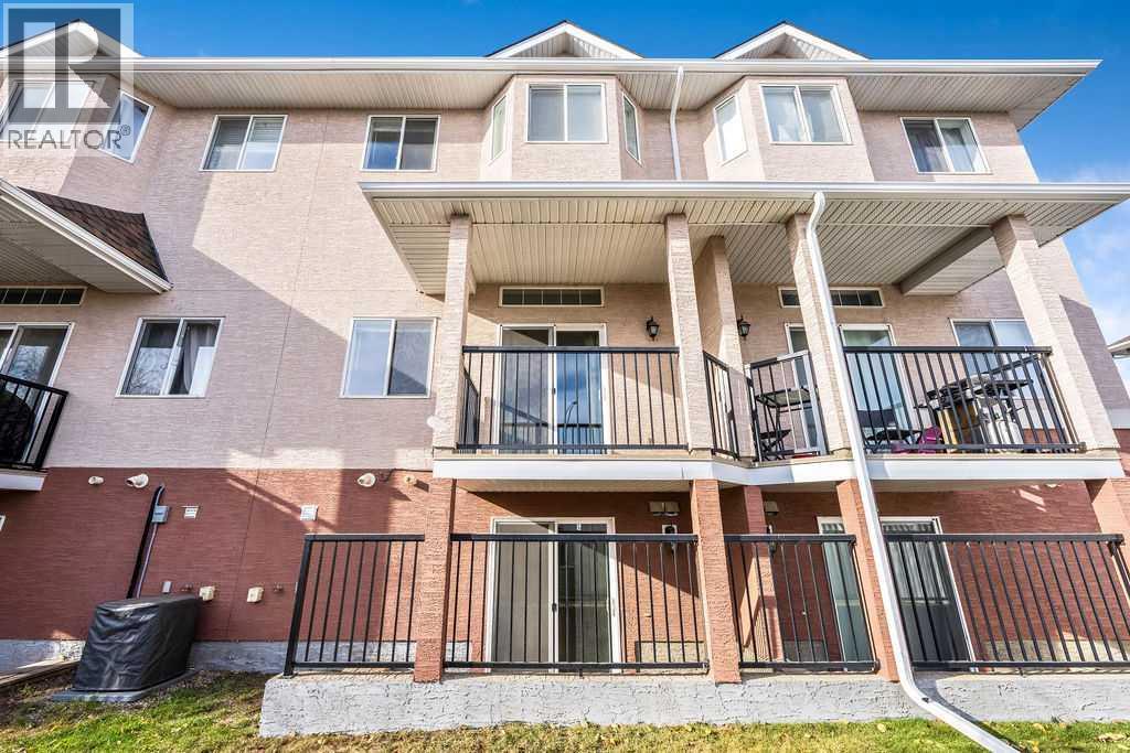 313 Strathcona Circle, Strathmore, Alberta  T1P 0B1 - Photo 35 - A2268096