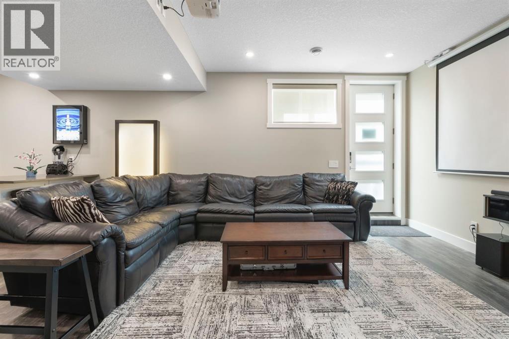 13 Arrowleaf Landing, Rural Rocky View County, Alberta  T3Z 0C5 - Photo 35 - A2269013