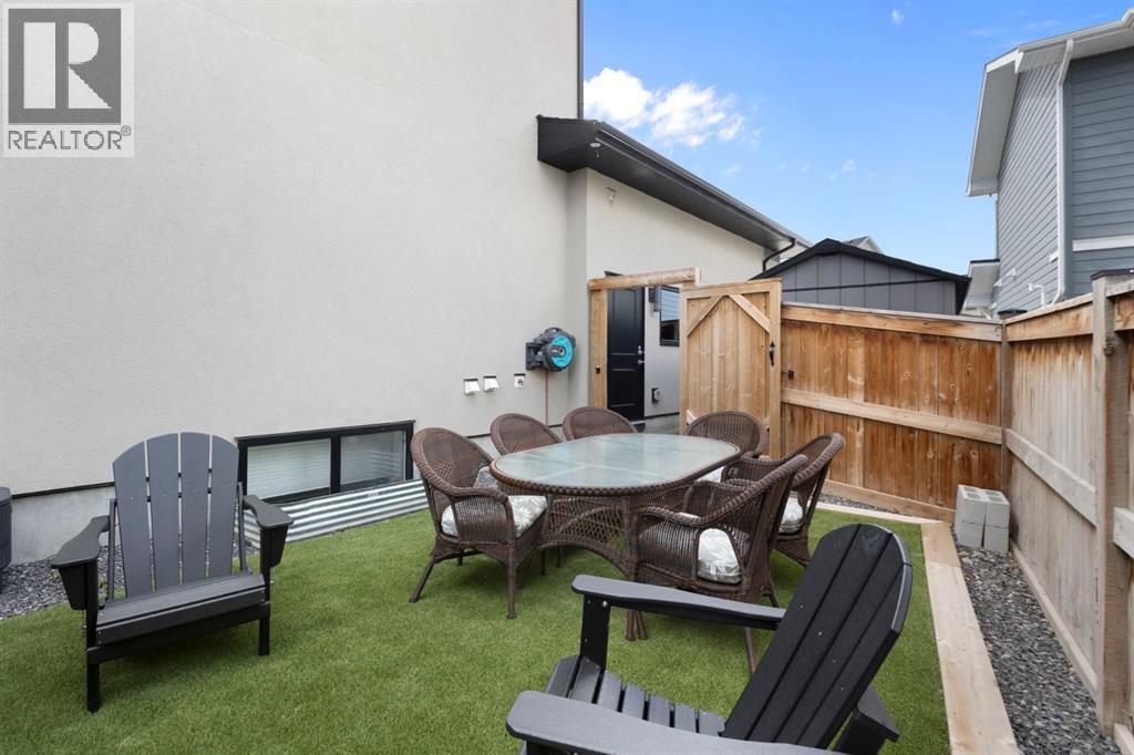 13 Arrowleaf Landing, Rural Rocky View County, Alberta  T3Z 0C5 - Photo 48 - A2269013