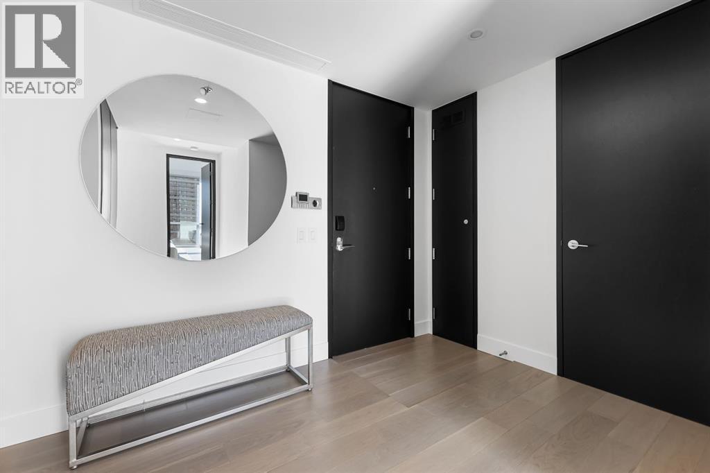 1807, 108 9 Avenue Sw, Calgary, Alberta  T2P 3H9 - Photo 2 - A2269054