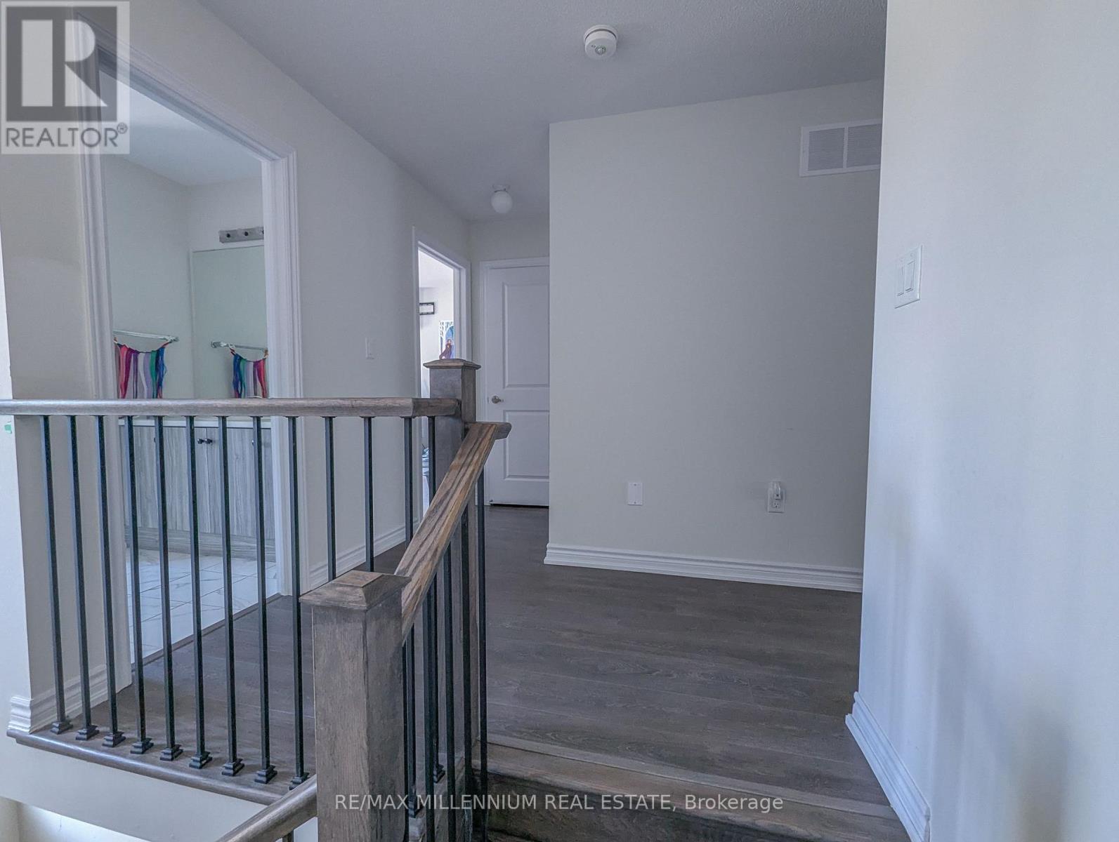 136 Tumblewood Place, Welland, Ontario  L3B 0J3 - Photo 11 - X12519864