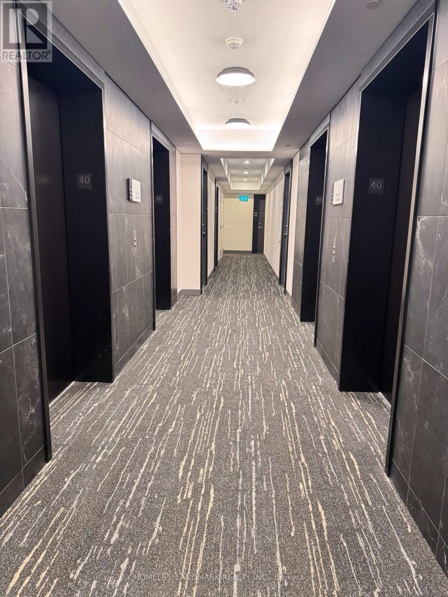 4016 - 8 Wellesley Street W, Toronto, Ontario  M4Y 0J5 - Photo 4 - C12519956