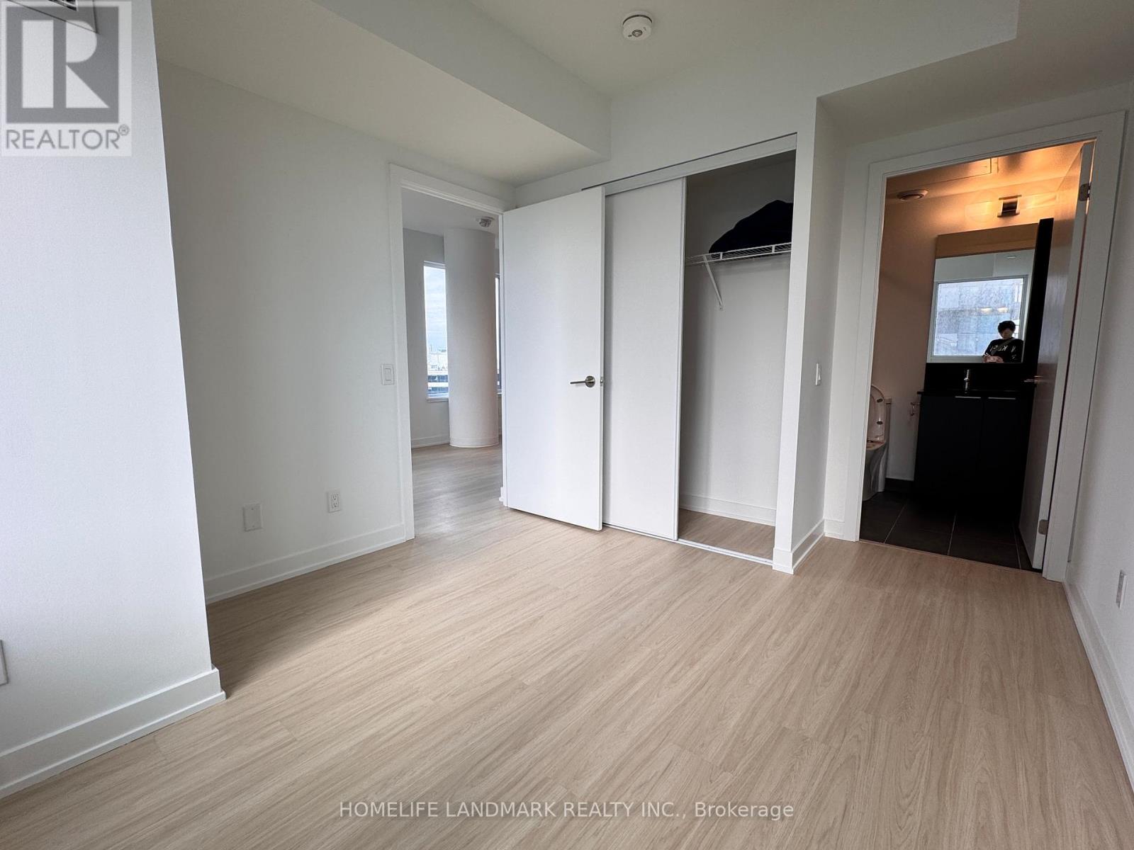 4016 - 8 Wellesley Street W, Toronto, Ontario  M4Y 0J5 - Photo 6 - C12519956