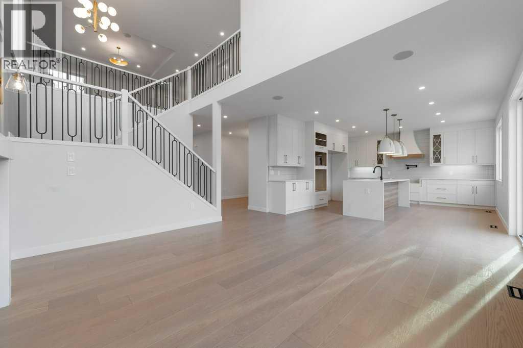 Property at 351 Waterford Grove image 2