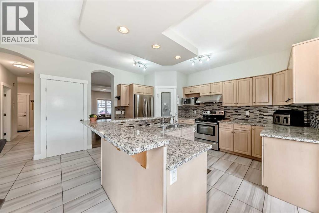 70 Martha's Meadow Close Ne, Calgary, Alberta  T3J 4N7 - Photo 7 - A2253970