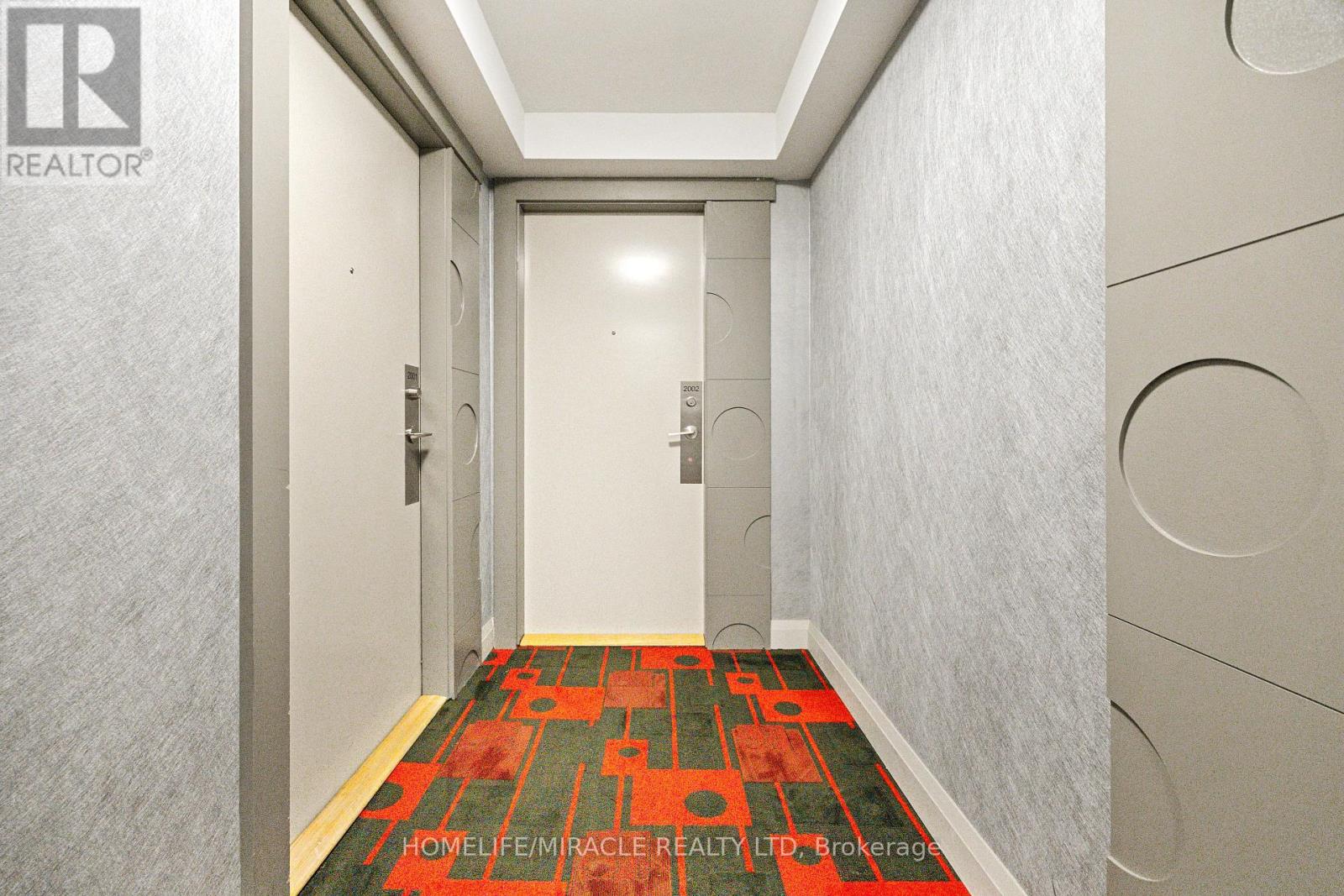 2002 - 30 Meadowglen Place, Toronto, Ontario M1G 0A6 - Photo 31 - E12519868