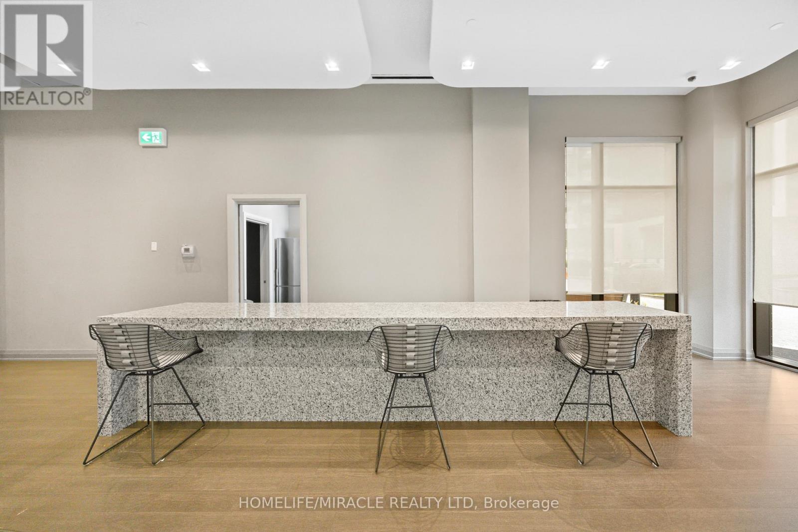 2002 - 30 Meadowglen Place, Toronto, Ontario M1G 0A6 - Photo 35 - E12519868