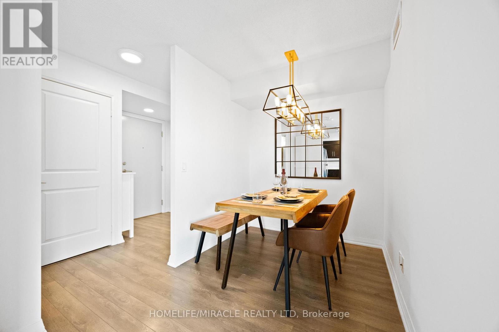 2002 - 30 Meadowglen Place, Toronto, Ontario M1G 0A6 - Photo 7 - E12519868