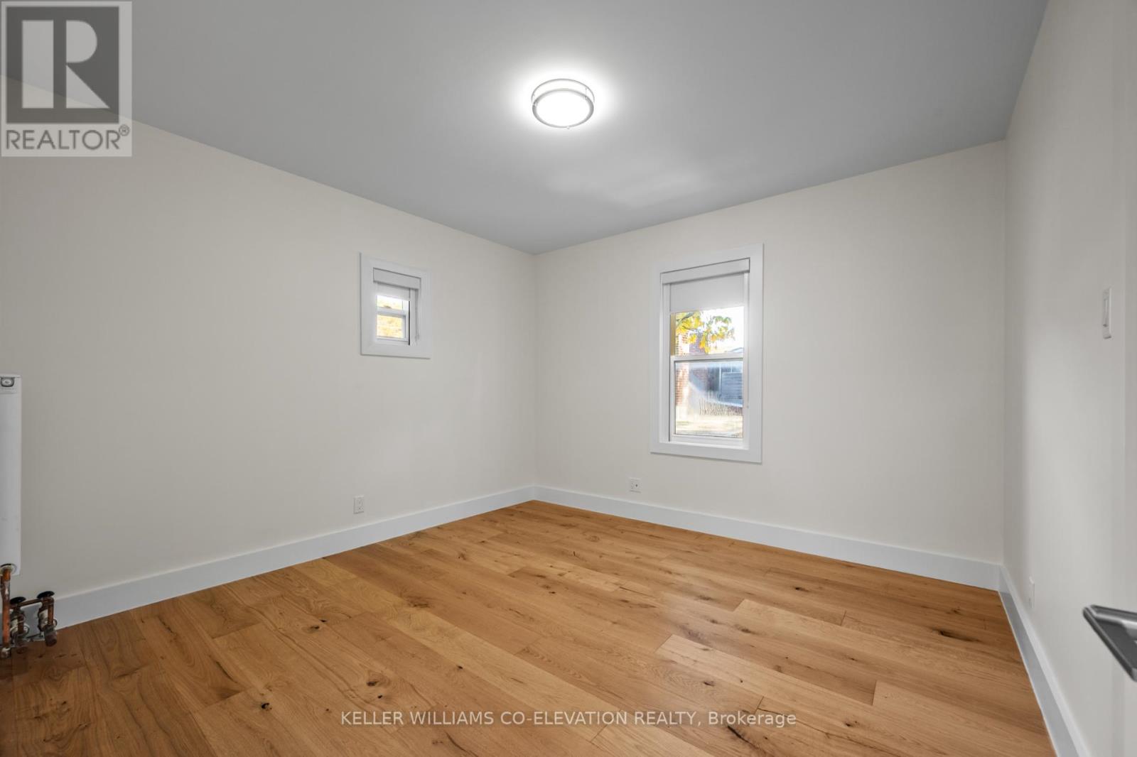 4 - 2461 Queen Street E, Toronto, Ontario  M4E 1H8 - Photo 9 - E12519924