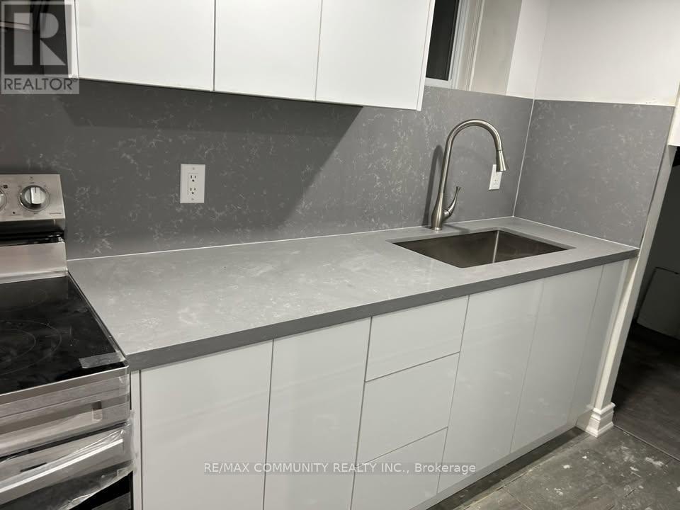 40 Aspendale Drive, Toronto, Ontario  M1P 4J6 - Photo 5 - E12519932