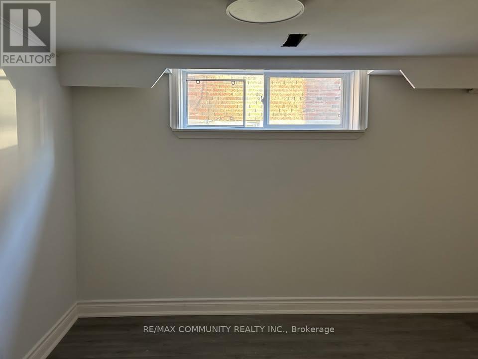 40 Aspendale Drive, Toronto, Ontario  M1P 4J6 - Photo 7 - E12519932