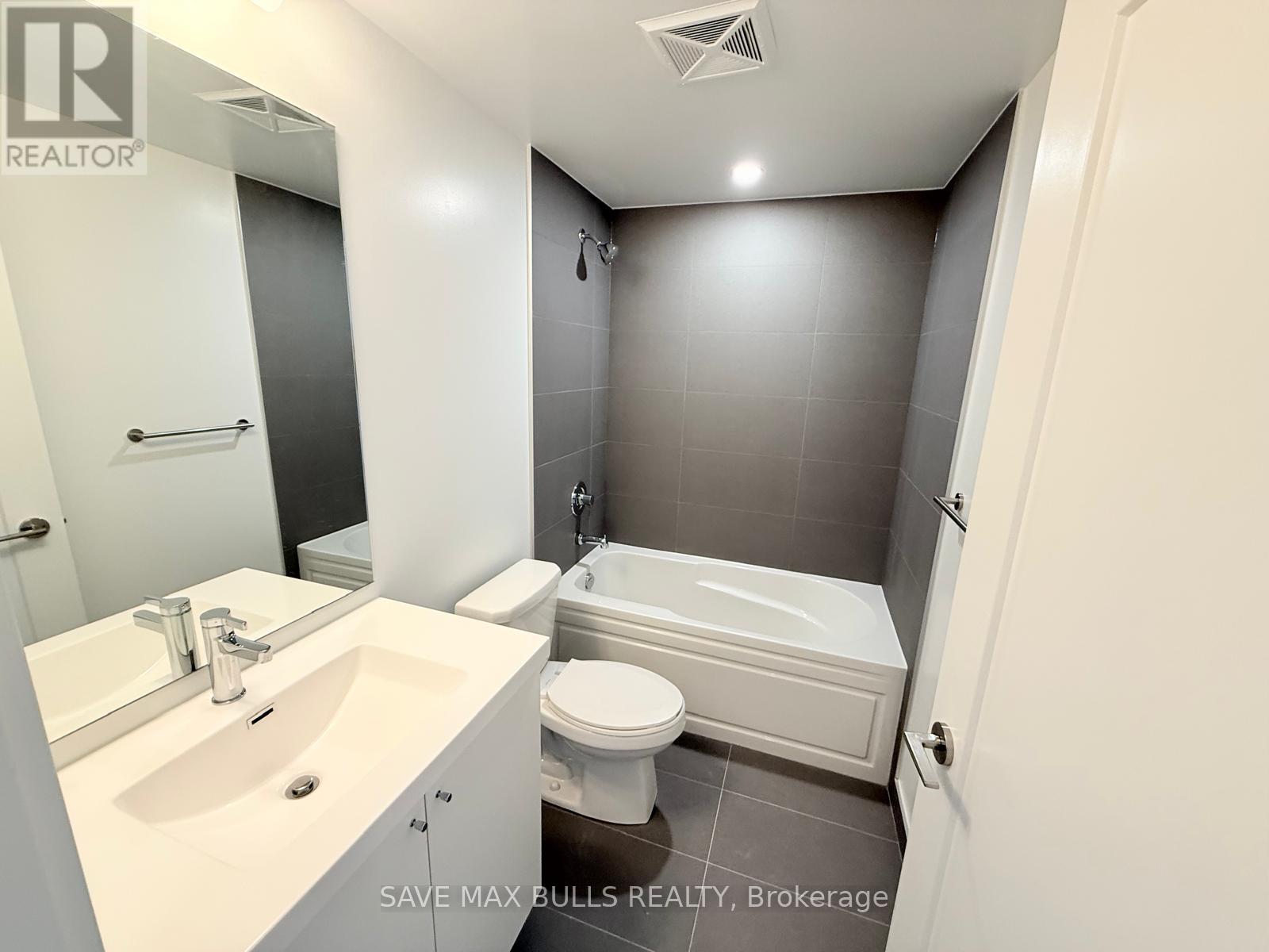 1601 - 2545 Simcoe Street N, Oshawa, Ontario  L1L 0W3 - Photo 15 - E12519952