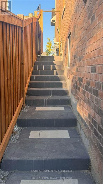 227 Miyako Court, Oshawa, Ontario L1L 0R7 - Photo 19 - E12519964