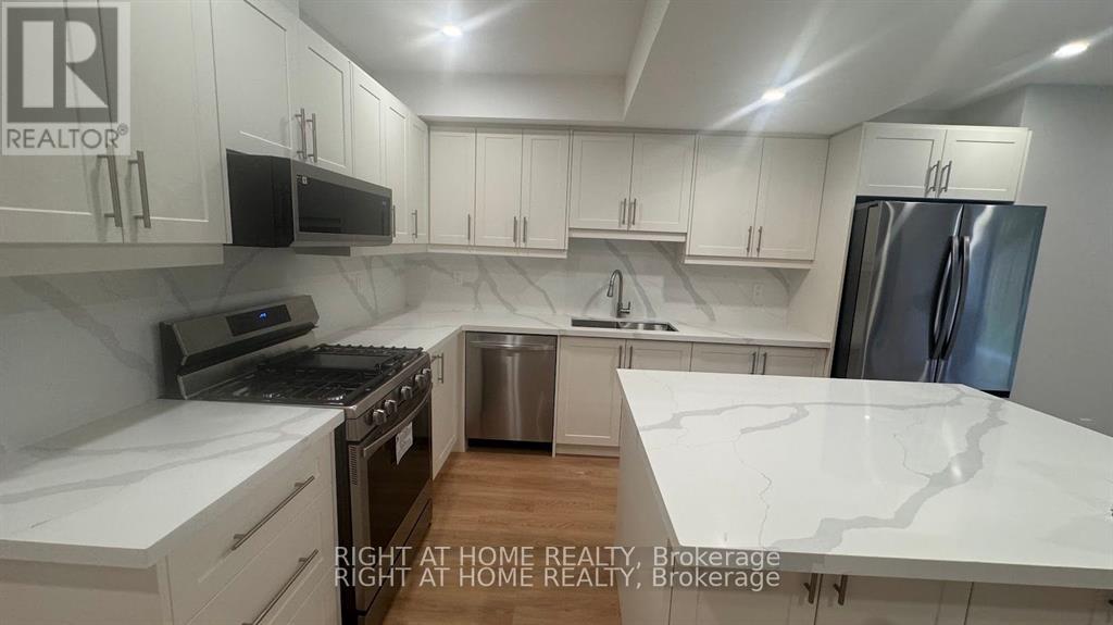 227 Miyako Court, Oshawa, Ontario L1L 0R7 - Photo 2 - E12519964