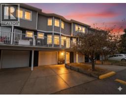 677 Regal Park NE Renfrew