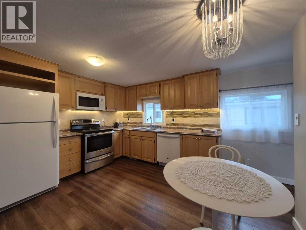 82, 1190 15th Avenue, Didsbury, Alberta  T0M 0W0 - Photo 11 - A2269191