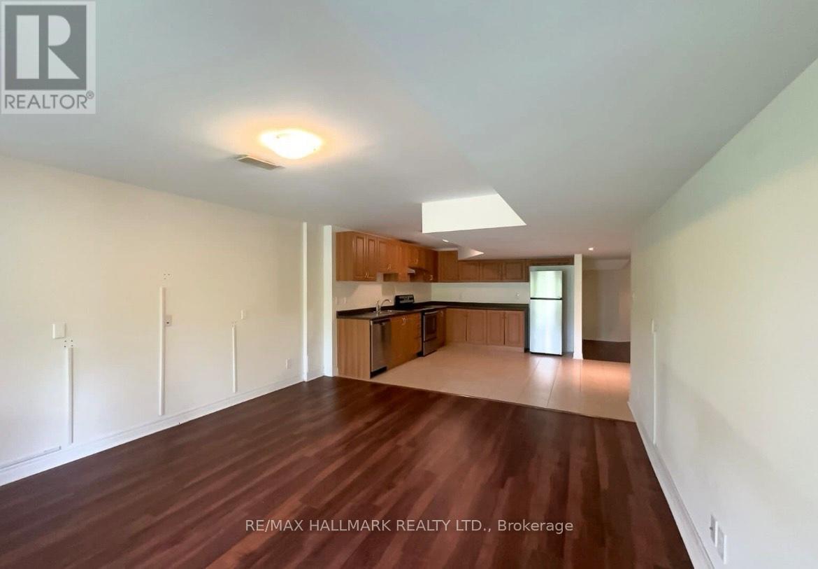 237 Frederick Curran Lane, Newmarket, Ontario  L3X 3J3 - Photo 3 - N12519884