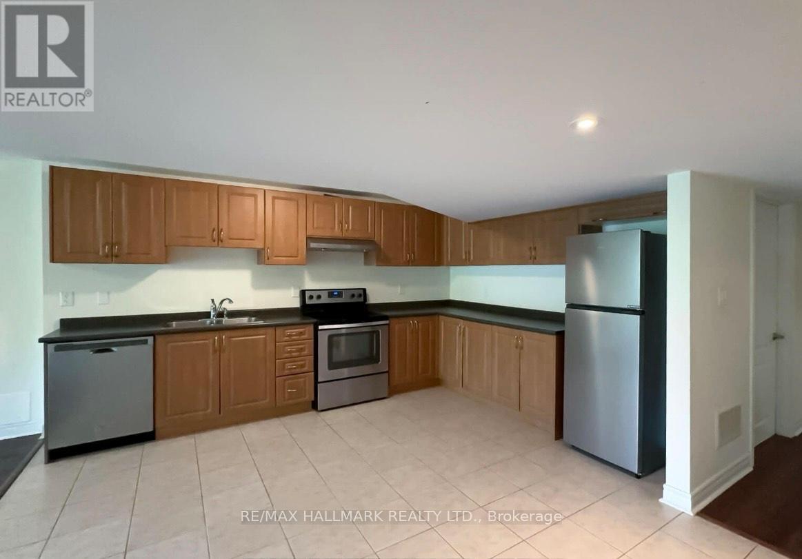 237 Frederick Curran Lane, Newmarket, Ontario  L3X 3J3 - Photo 4 - N12519884