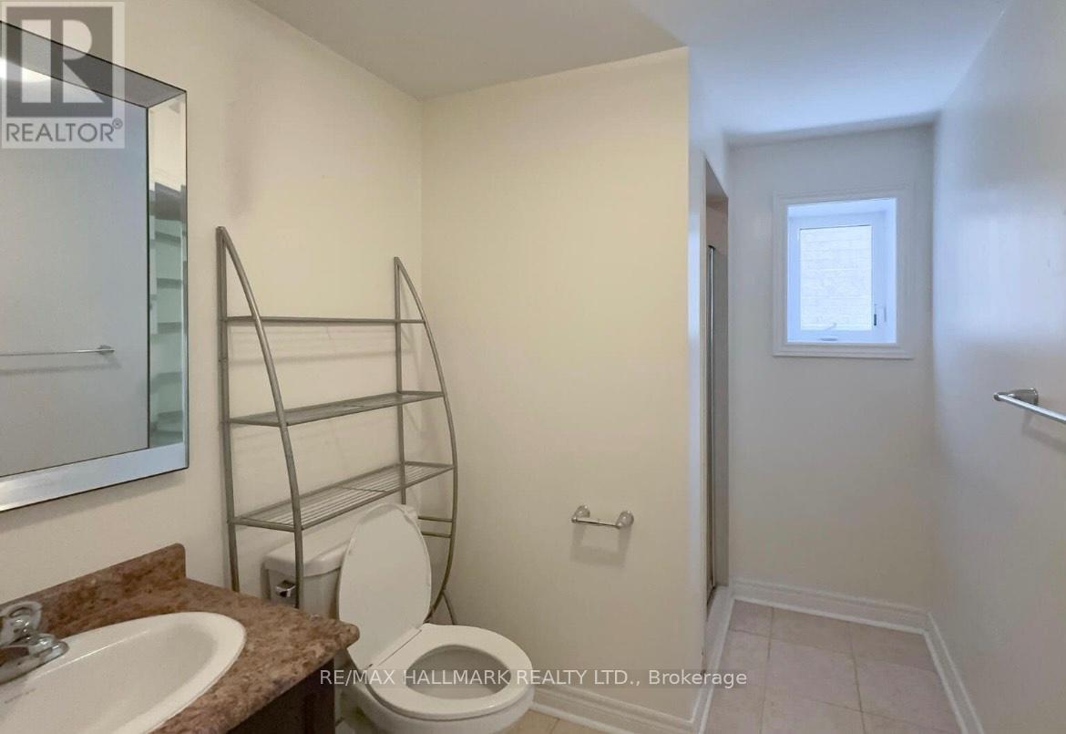 237 Frederick Curran Lane, Newmarket, Ontario  L3X 3J3 - Photo 7 - N12519884