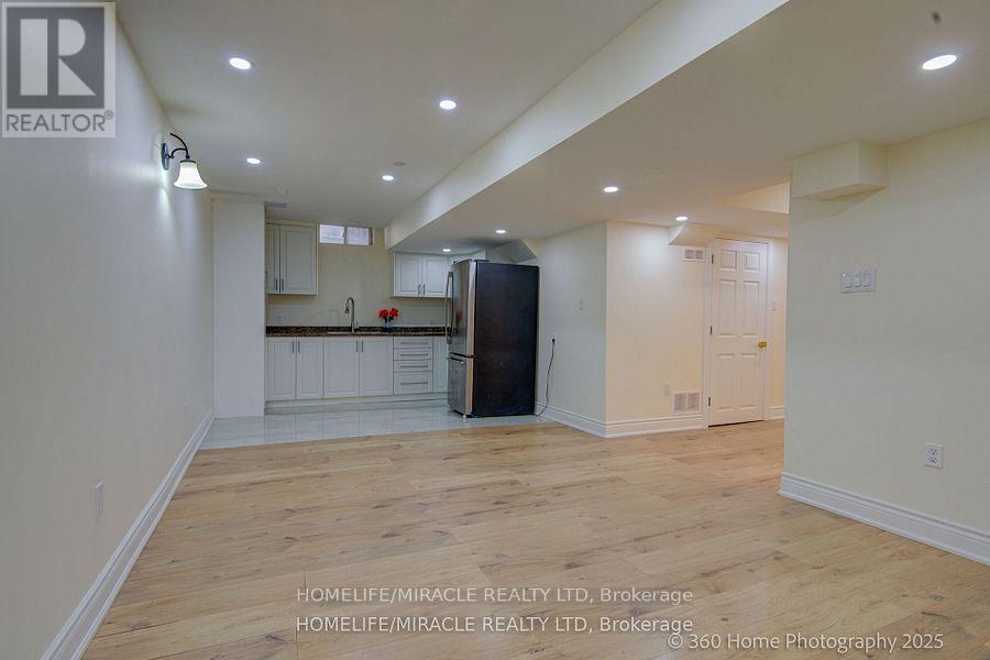 55 Lyndbrook Crescent, Brampton, Ontario  L6P 2N9 - Photo 22 - W12519876