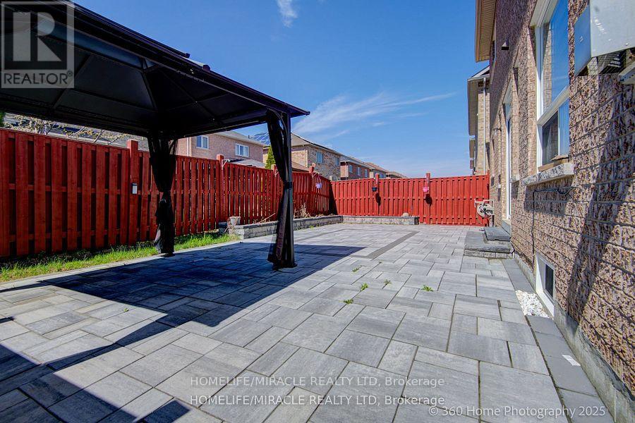 55 Lyndbrook Crescent, Brampton, Ontario  L6P 2N9 - Photo 27 - W12519876