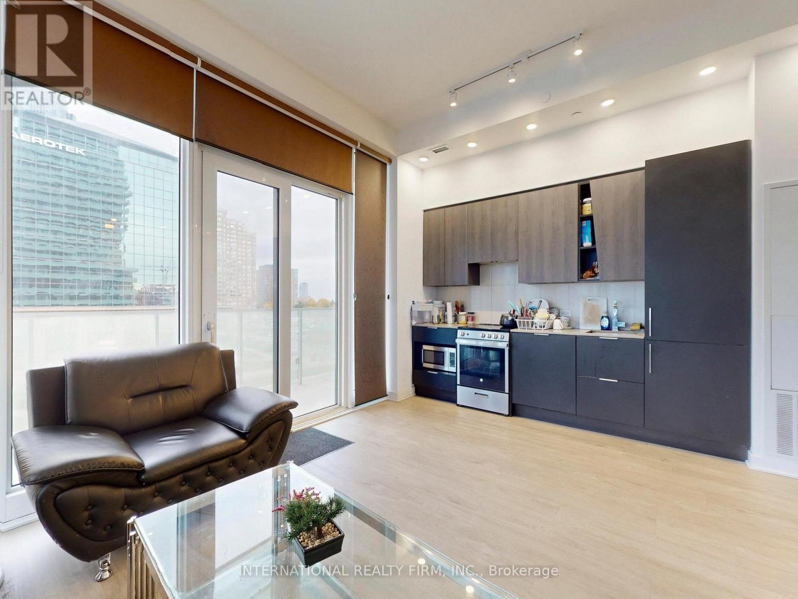 315 - 3900 Confederation Parkway, Mississauga, Ontario  L5B 0M3 - Photo 26 - W12519958