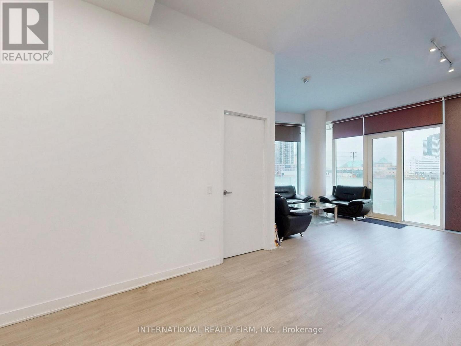 315 - 3900 Confederation Parkway, Mississauga, Ontario  L5B 0M3 - Photo 29 - W12519958