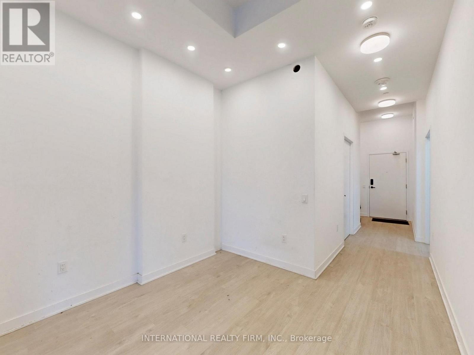 315 - 3900 Confederation Parkway, Mississauga, Ontario  L5B 0M3 - Photo 31 - W12519958