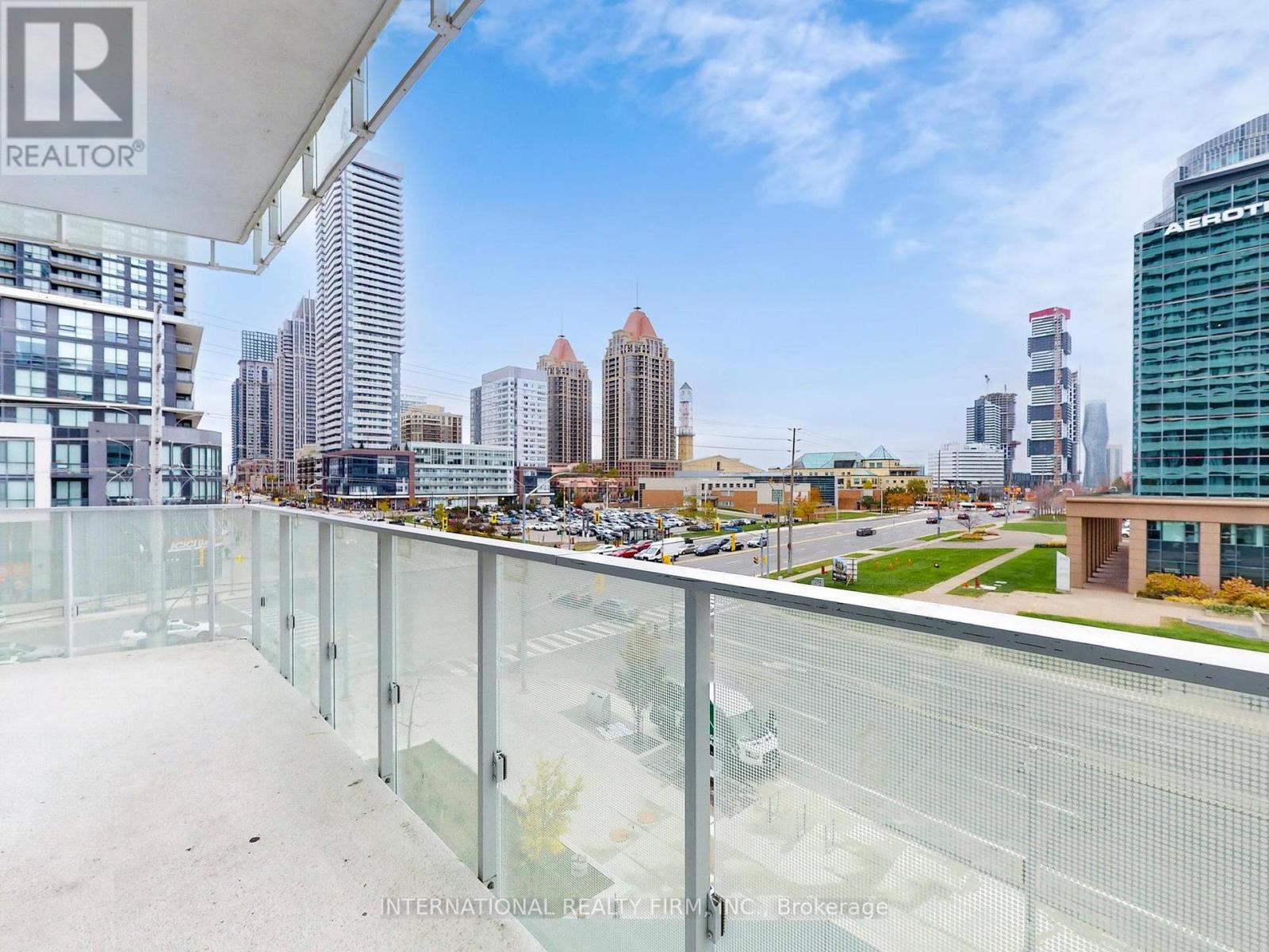 315 - 3900 Confederation Parkway, Mississauga, Ontario  L5B 0M3 - Photo 9 - W12519958