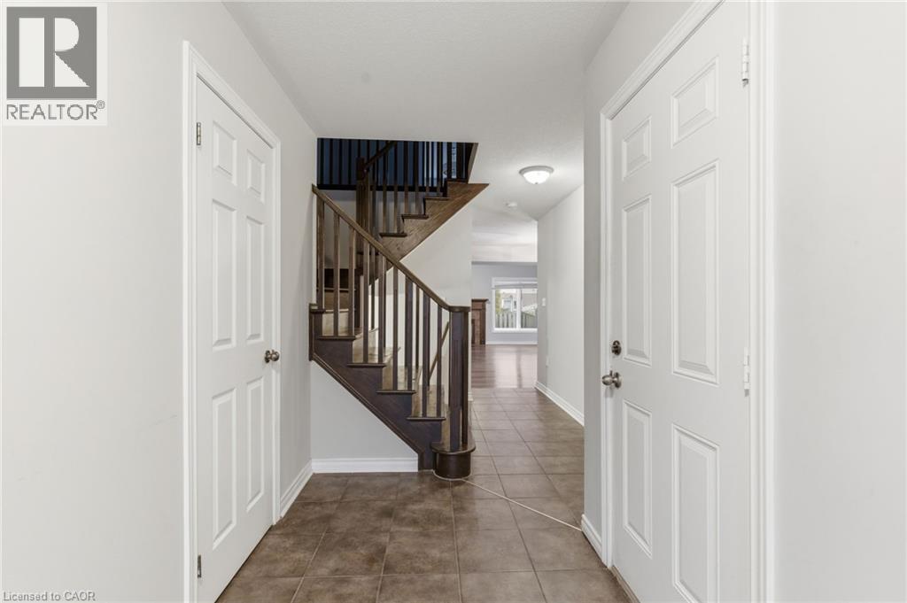 19 Blue Mountain Drive, Hannon, Ontario L0R 1P0 - Photo 14 - 40786173