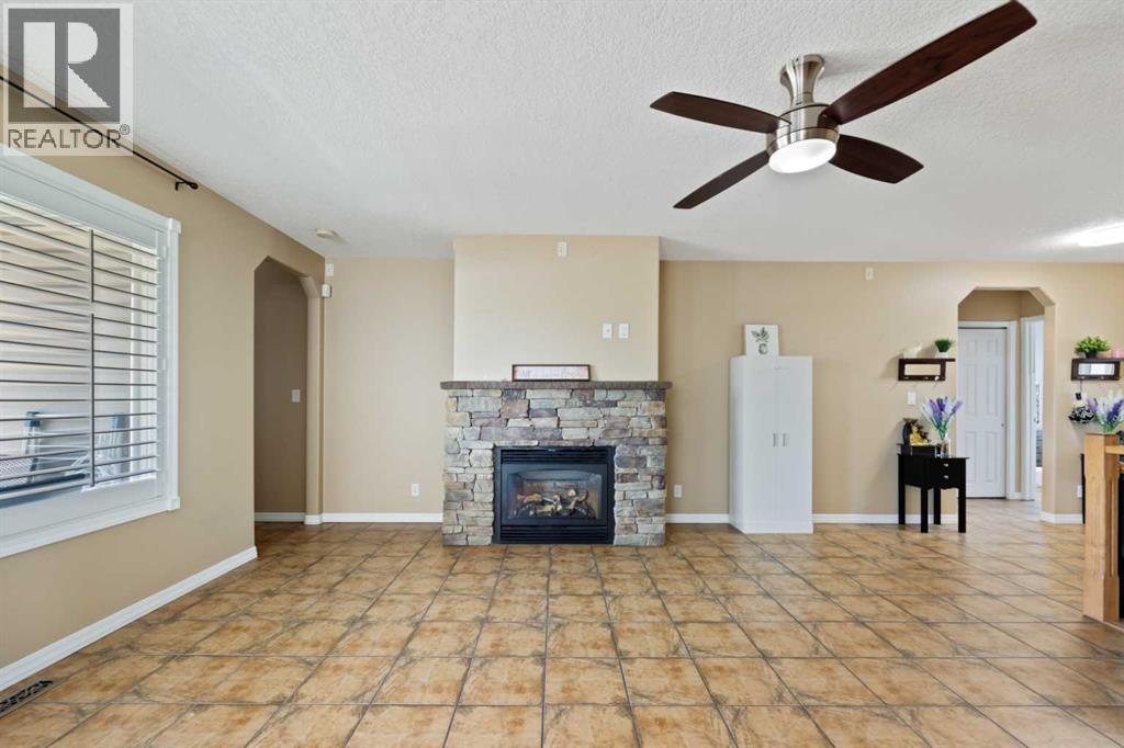 732 1 Avenue, Irricana, Alberta  T0M 1B0 - Photo 15 - A2247840