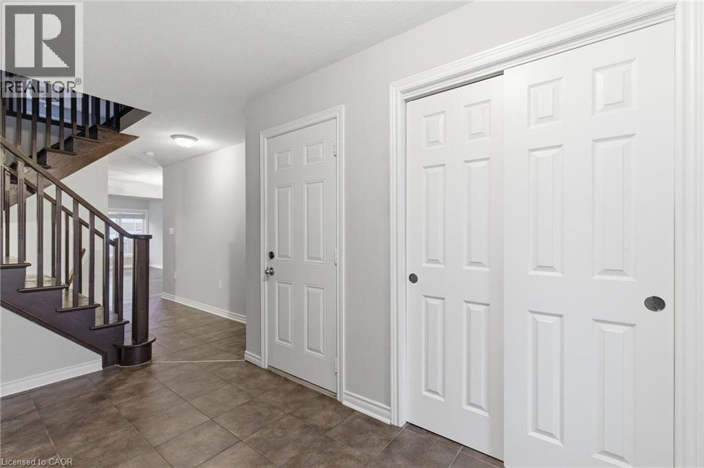 19 Blue Mountain Drive, Hannon, Ontario L0R 1P0 - Photo 13 - 40786173