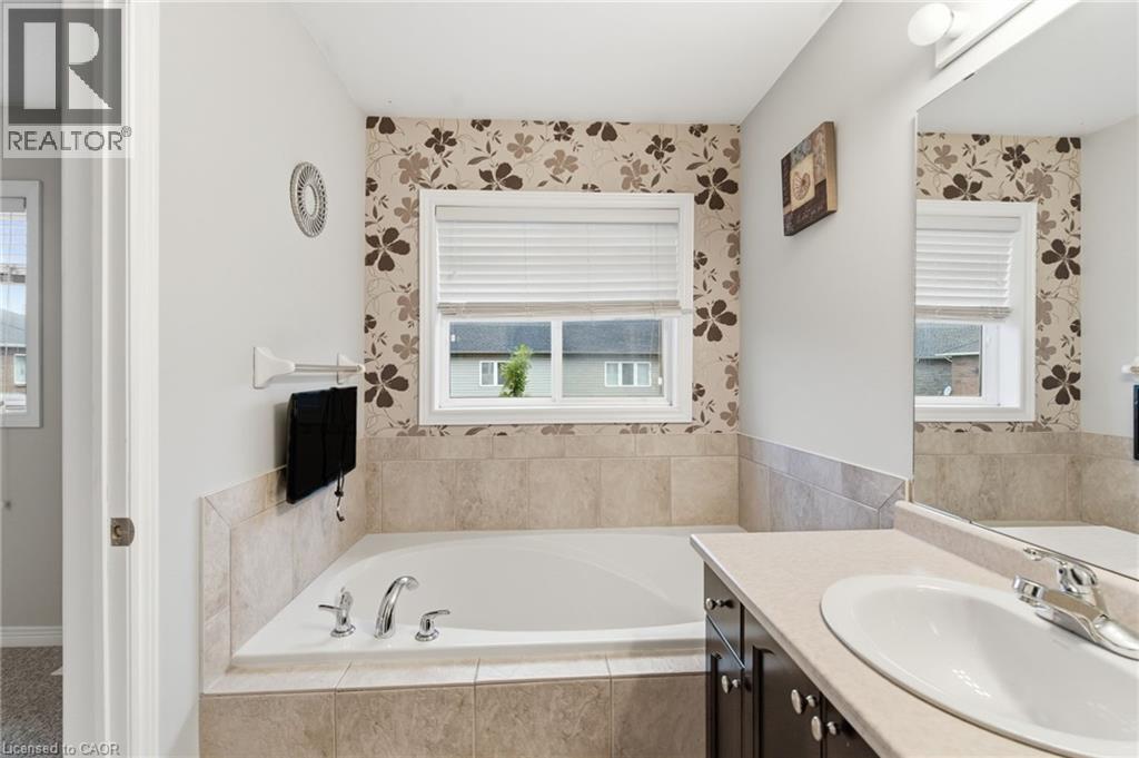 19 Blue Mountain Drive, Hannon, Ontario L0R 1P0 - Photo 37 - 40786173