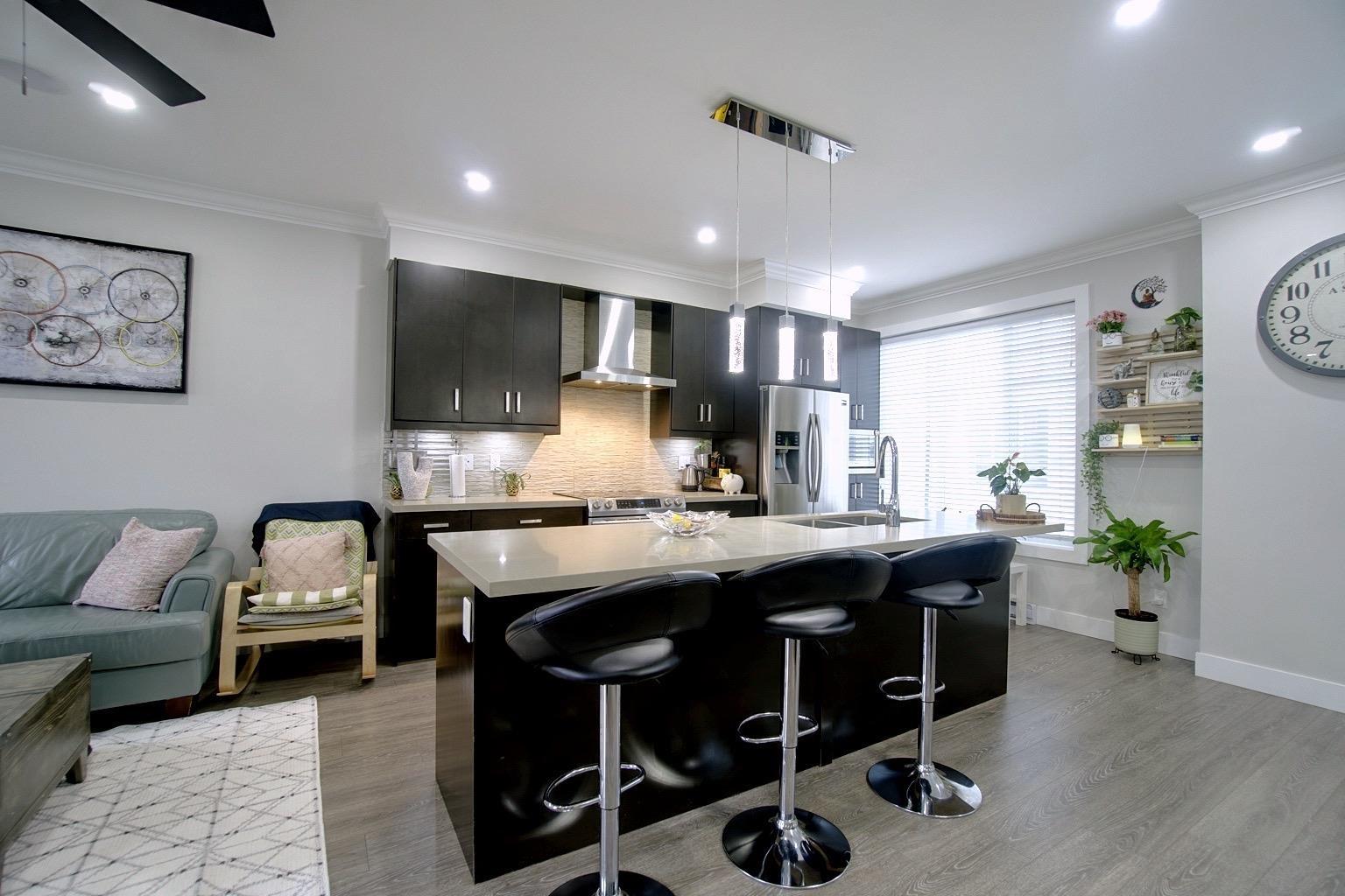 10 7056 192 STREET, Surrey, British Columbia