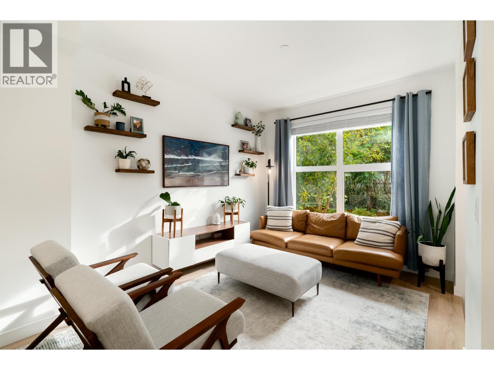 2834 Hope Street, Port Moody, British Columbia  V3H 0L6 - Photo 2 - R3064150