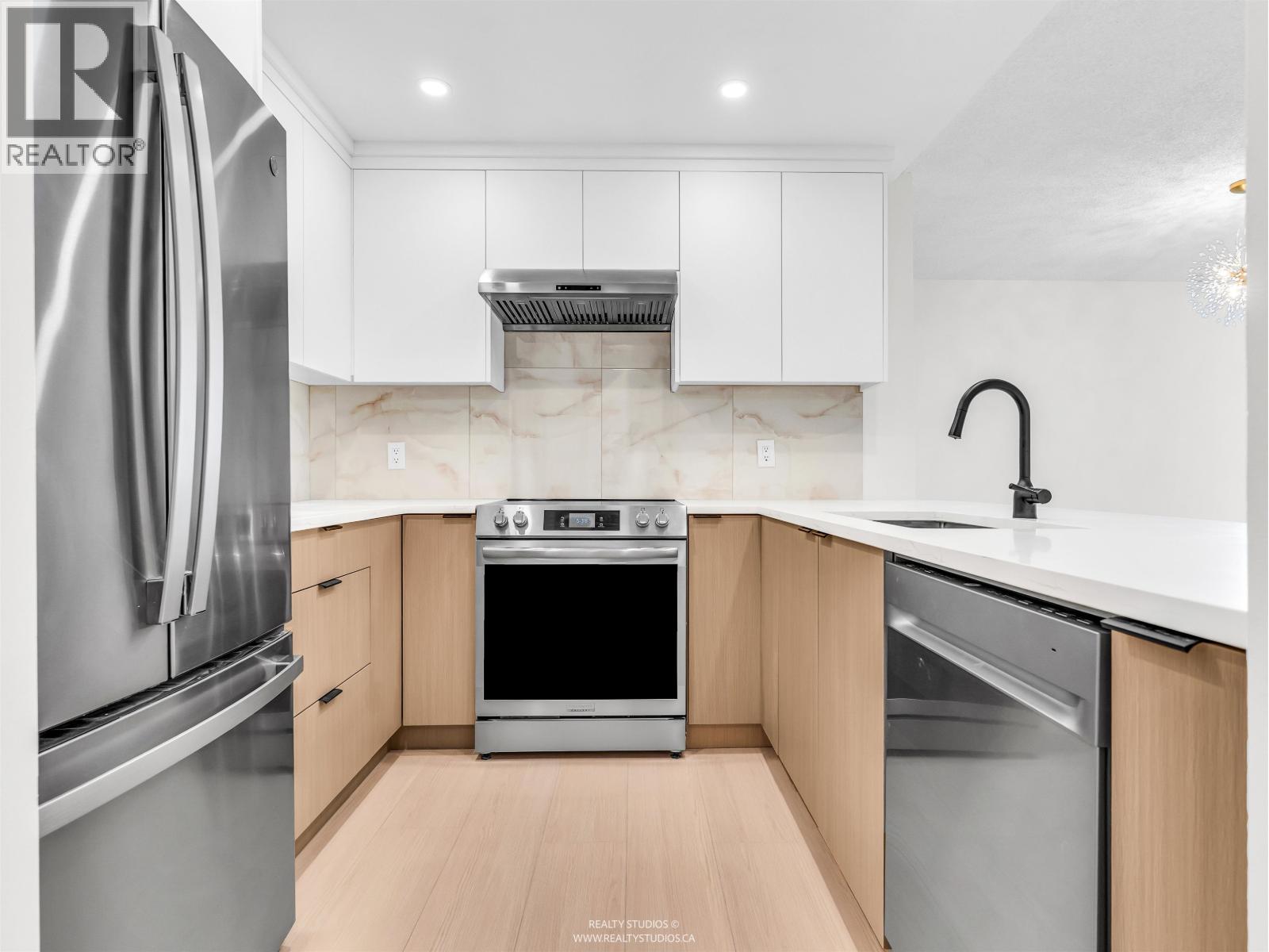 1003 1135 Quayside Drive, New Westminster, British Columbia V3M 6J4 - Photo 6 - R3065360