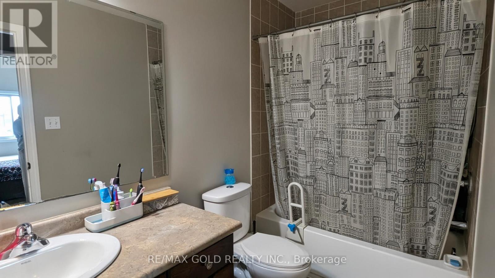 220 Westmeadow Drive, Kitchener, Ontario  N2N 3R1 - Photo 17 - X12519878